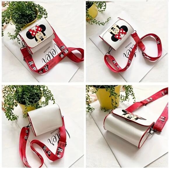 KIDS/MINI PURSE: Disney Donald Duck Black Faux Leather Shoulder Bag, NWOT - Picture 10 of 10